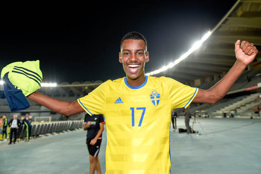 Bläddra bland fler bilder av Fotboll, träningsmatch, Sverige - Slovakien