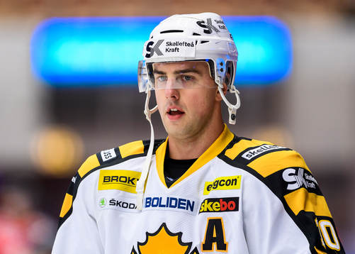 Skellefteås Joakim Lindström på uppvärmningen