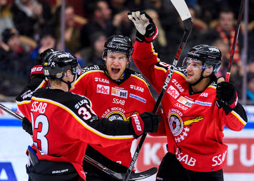 Luleås Ilari Melart (m) jublar