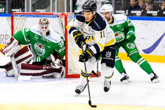 s Simon Önerud