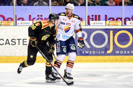Brynäs Linus Ölund och Djurgårdens Alexander Urbom