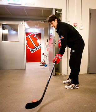 Örebros Michael Haga värmer upp