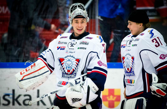 Linköpings målvakt Jacob Johansson är glad