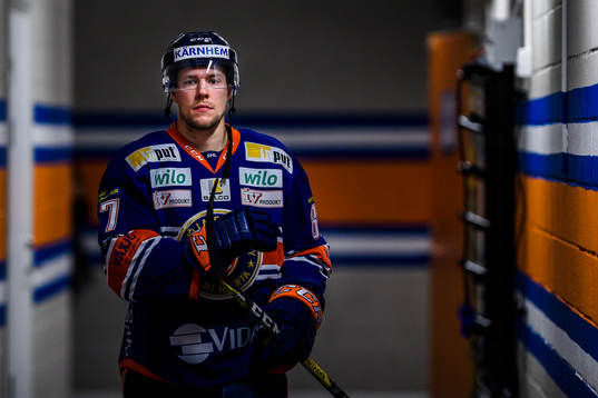 Växjös Robert Rosén före uppvärmningen