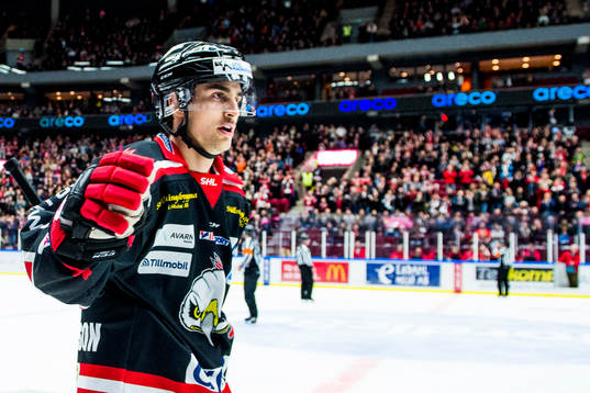 Malmö Redhawks Nils Andersson jublar