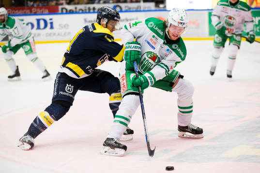 s Simon Önerud