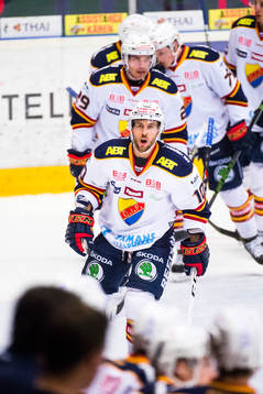 Djurgårdens Jeff Tambellini jublar