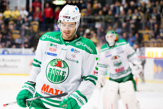 Rögles Almen Bibic och målvakt Oscar Dansk deppar