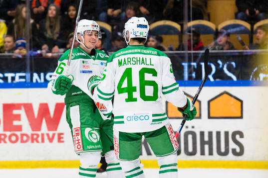 Rögles Filip Karlsson jublar