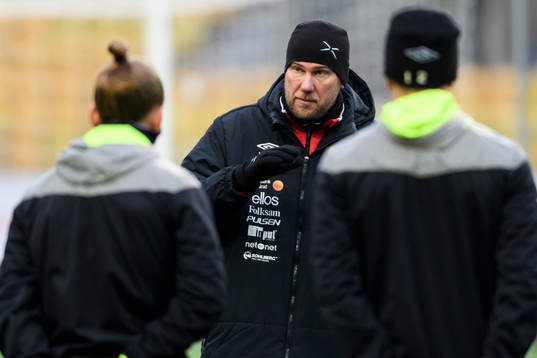 manager Magnus Haglund
