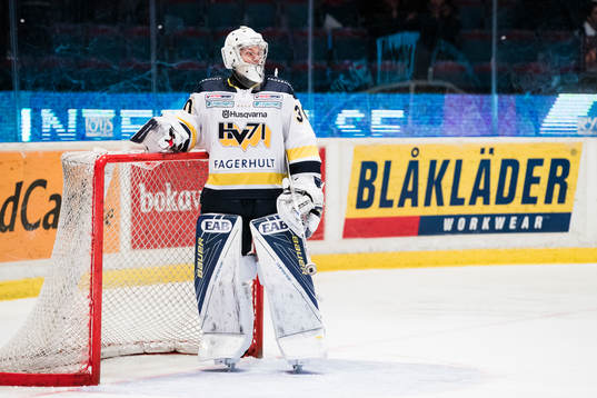 s målvakt Linus Söderström