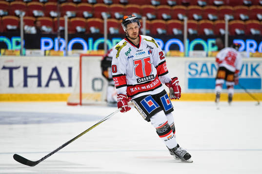 Örebros Marcus Weinstock före ishockeymatchen i SHL