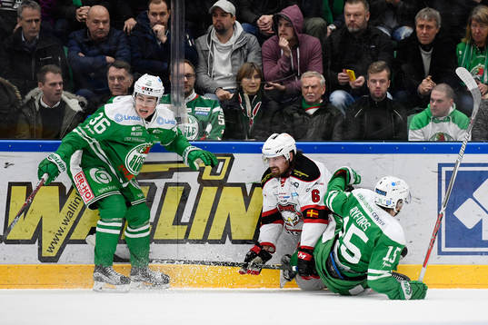Malmö Redhawks Stefan Warg och Rögles Simon Ryfors