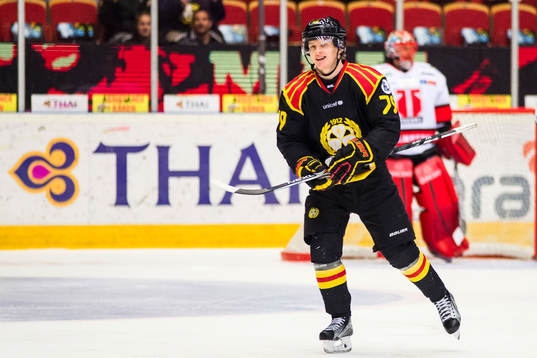 Brynäs Daniel Mannberg jublar