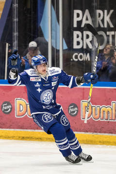 Leksands Ben Youds jublar