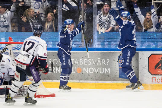 Leksands Oskar Lang och Sondre Olden jublar