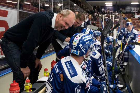 Leksands tränare Per-Erik Johnsson glad