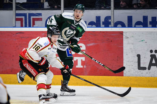 Luleås Einar Emanuelsson Färjestads Rasmus Asplund