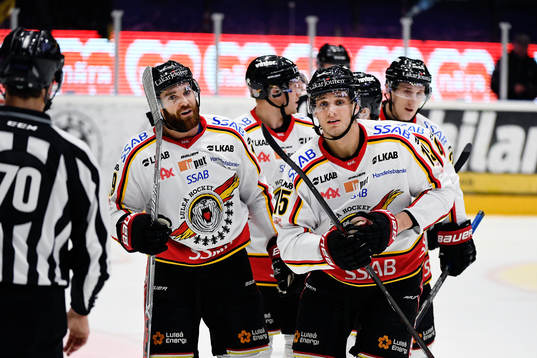 Luleås Christian Jaros jublar
