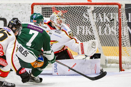 Färjestads Jonas Holös gör 3-2 i sudden death bakom