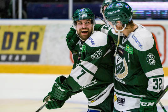 Färjestads Jonas Holös jublar