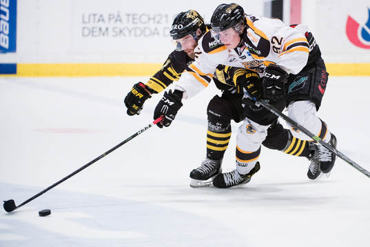 s Christian Sandberg mot Panterns Dennis Svensson