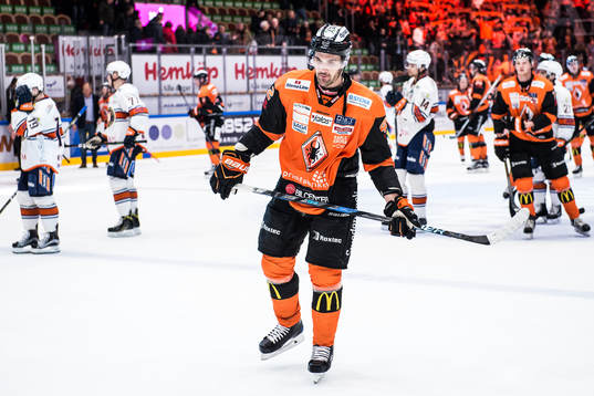 Karlskronas Niklas Arell  deppar