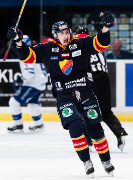 Djurgårdens Linus Johansson jublar
