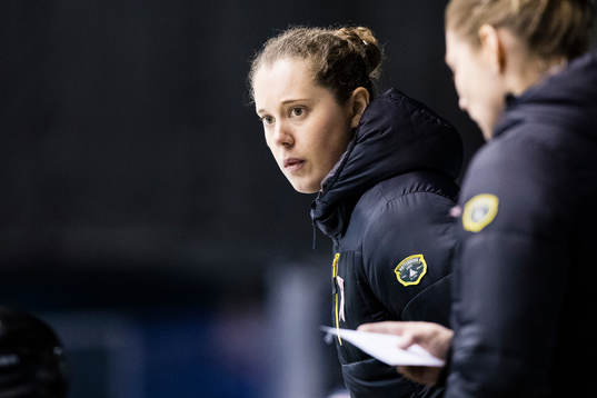 s assisterande tränare Lisa Hedengren