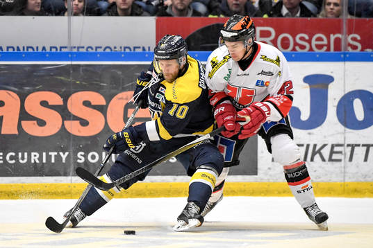 s Martin Thörnberg och Örebros Kalle Jellvert