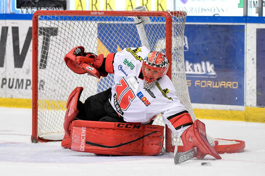 Örebros målvakt Julius Hudacek