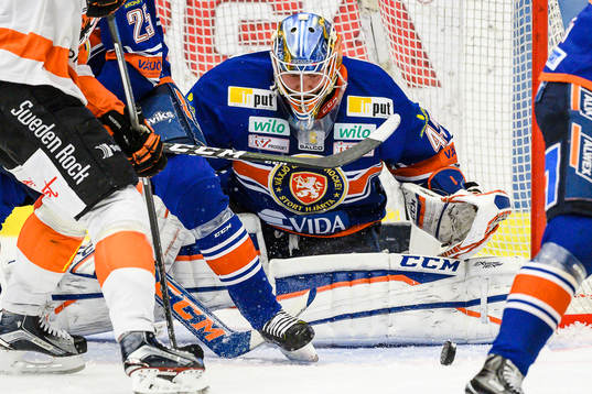 Växjös målvakt Viktor Andrén