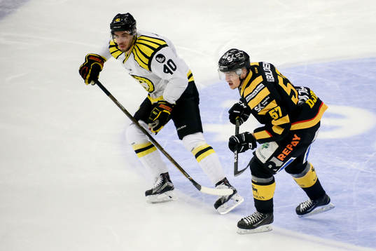 Brynäs Jesper Jensen och Skellefteås Emil Djuse