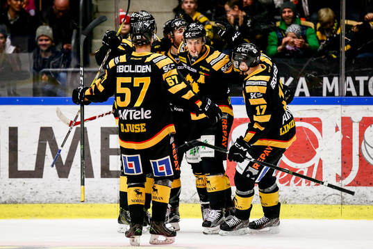 Skellefteås Joakim Lindström, Bud Holloway, Pär Lindholm