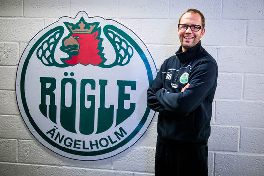 Rögles assisterande tränare Roger Hansson