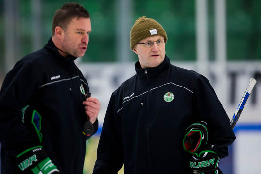 Rögles assisterande tränare Patrik Ross och tränare