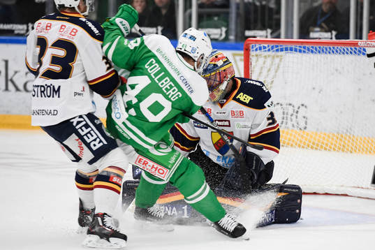 Rögles Sebastian Collberg oroar framför Djurgårdens