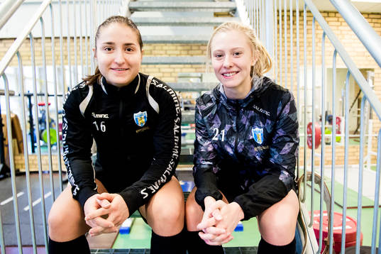 Irvina Bajramovic och  Rebecka Blomqvist
