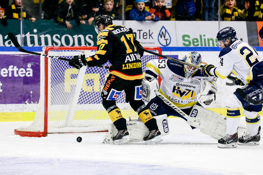 s målvakt Fredrik Pettersson-Wentzel