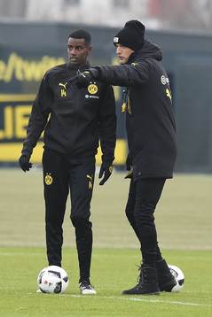 Fuﬂball 1. Bundesliga Training Borussia Dortmund am