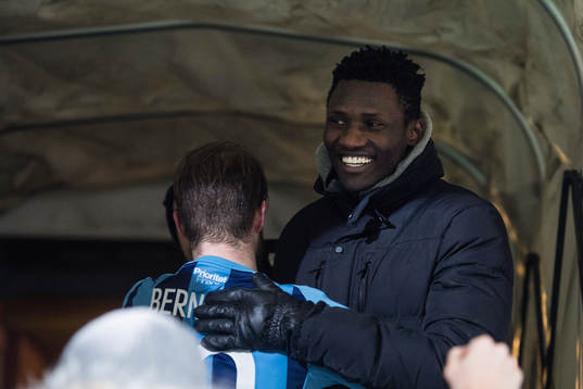 Djurgårdens nyblivna Kina-proffs Michael Olunga var på