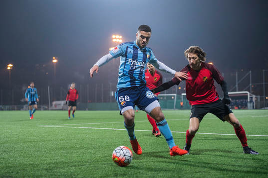 Djurgårdens Othman El Kabir och Vasalunds Axel Björnström