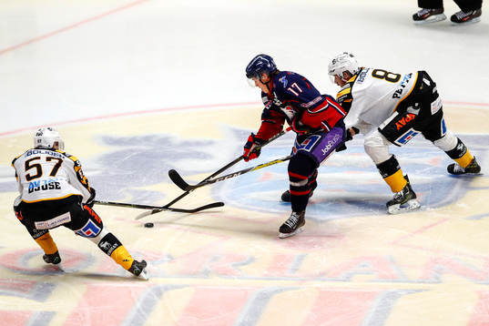 Linköpings Henrik Törnqvist och Skellefteås Emil Djuse
