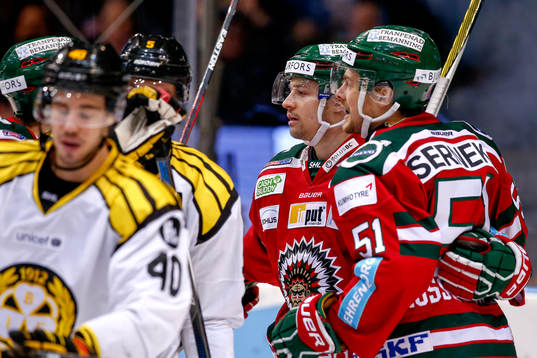 Frölundas Patrik Carlsson jublar