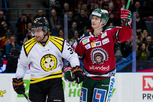 Brynäs Jonathan Granström deppar jämte jublande 2-0