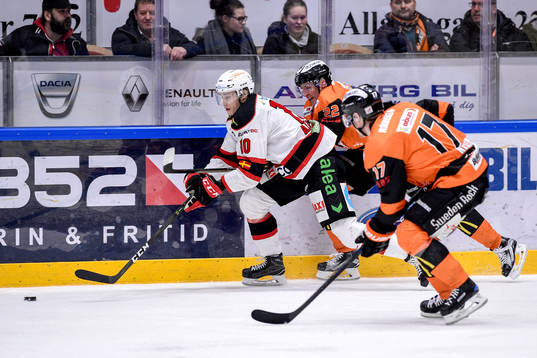Malmö Redhawks Robin Alvarez och Karlskronas Alexander