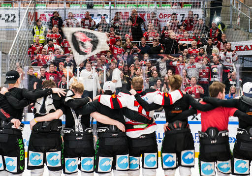 Malmö tackar supportarna  ishockeymatchen i SHL mellan