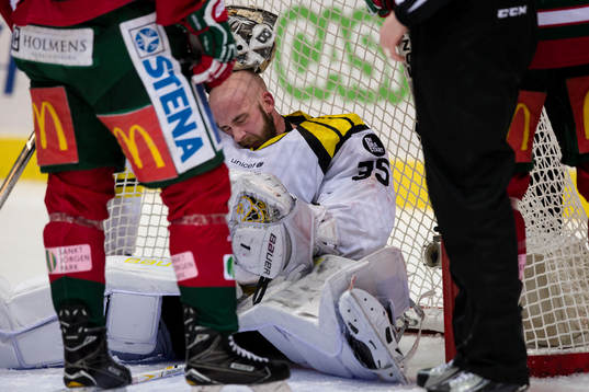 Brynäs målvakt David Rautio utan mask