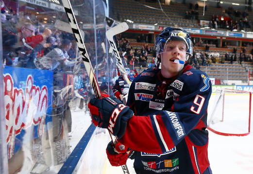 Linköpings Anton Karlsson jublar