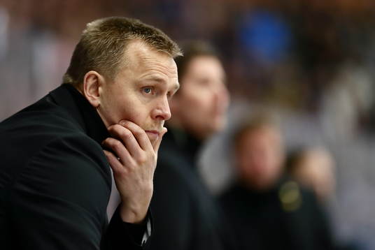 Skellefteås tränare Bert Robertsson deppar